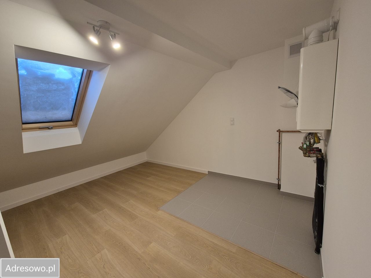 dom szeregowy, 5 pokoi Kielce Bukówka, ul. Jałowcowa. Zdjęcie 6