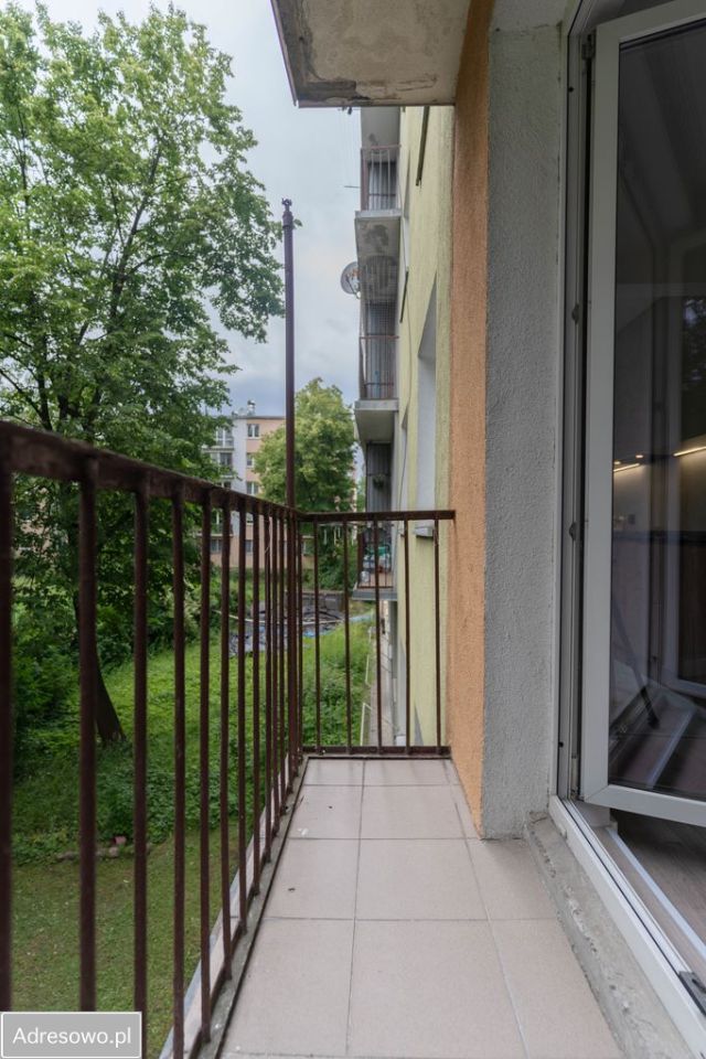 Mieszkanie 2-pokojowe Łódź Dąbrowa, ul. Konspiracyjnego Wojska Polskiego. Zdjęcie 6