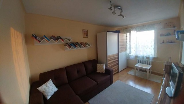 Mieszkanie 1-pokojowe Starachowice. Zdjęcie 1