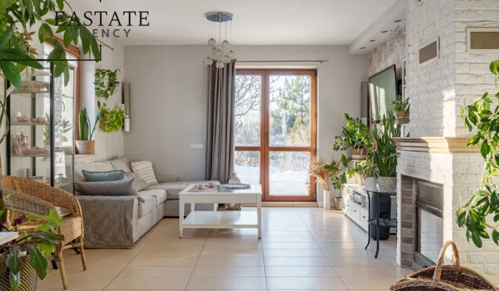 dom wolnostojący, 6 pokoi Wola Mrokowska