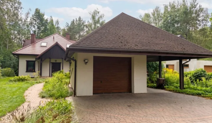 dom wolnostojący, 5 pokoi Wyględy