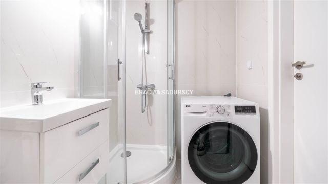 Mieszkanie 2-pokojowe Wieliczka, ul. Nowy Świat. Zdjęcie 4