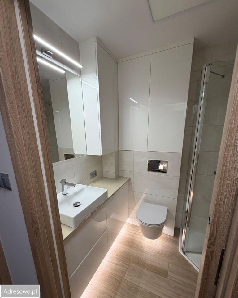 Mieszkanie 3-pokojowe Nowa Ruda, ul. Szpitalna. Zdjęcie 2