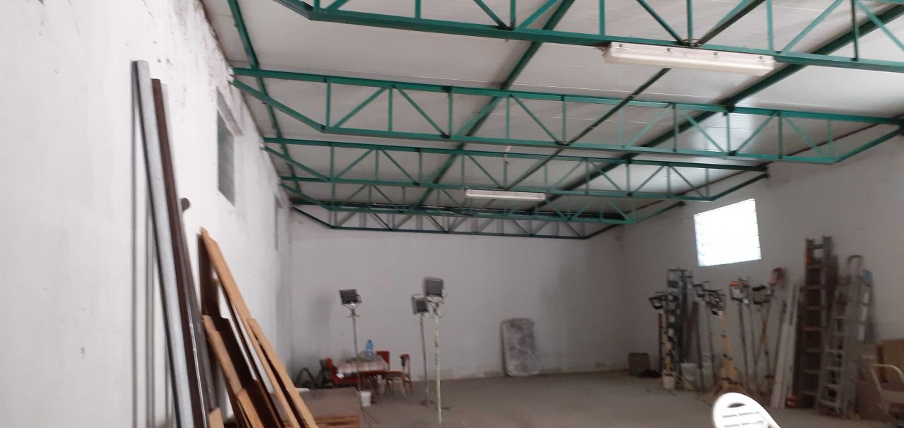 Hala/magazyn Lubogoszcz. Zdjęcie 2