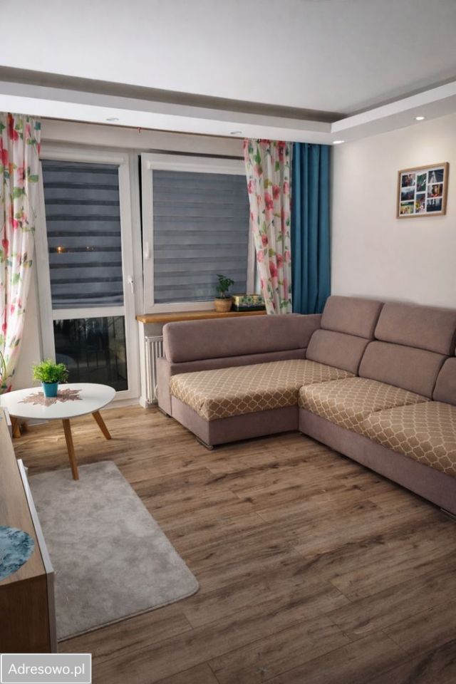 Mieszkanie 3-pokojowe Łukta, ul. Słoneczna. Zdjęcie 1