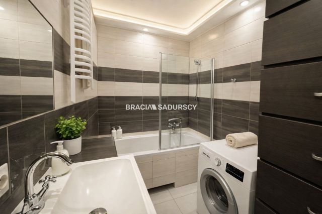 Mieszkanie 4-pokojowe Kraków Podgórze Duchackie, ul. Jana Sas-Zubrzyckiego. Zdjęcie 13