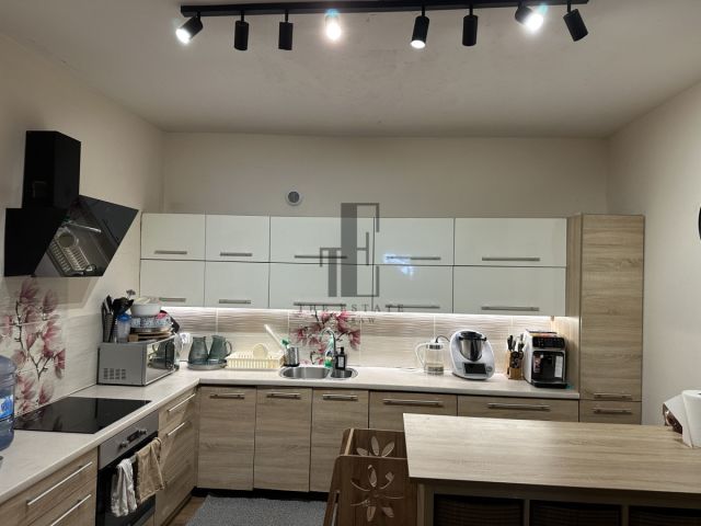 dom wolnostojący, 6 pokoi Góra Kalwaria. Zdjęcie 2