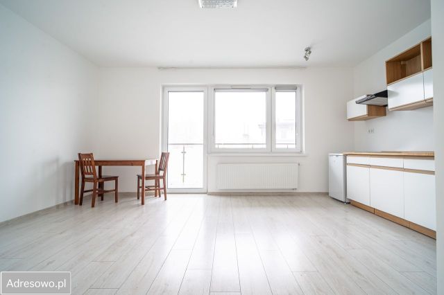 Mieszkanie 1-pokojowe Jelenia Góra Centrum, ul. Osiedle Robotnicze. Zdjęcie 1