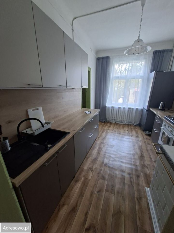 dom wolnostojący, 7 pokoi Ostrowiec Świętokrzyski, ul. Henryka Sienkiewicza. Zdjęcie 8