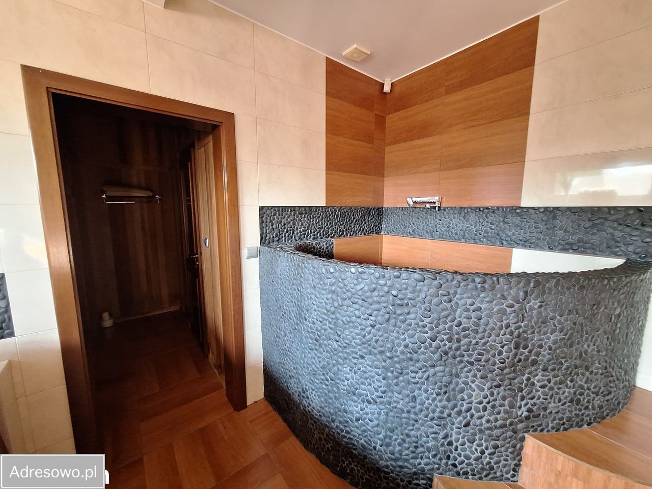 dom wolnostojący, 5 pokoi Miłość. Zdjęcie 12