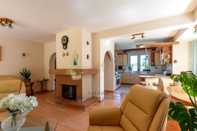 dom wolnostojący, 6 pokoi Rukławki. Zdjęcie 5