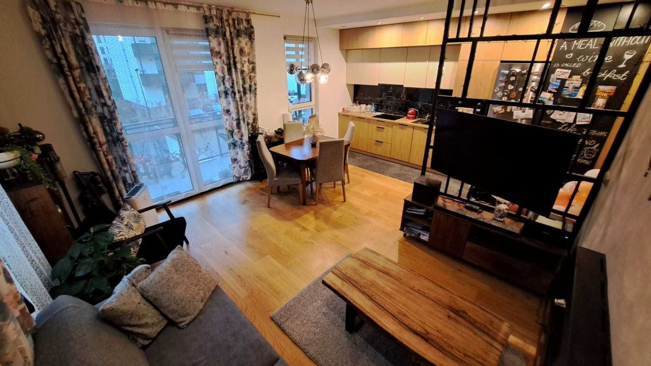 Mieszkanie 3-pokojowe Warszawa Włochy. Zdjęcie 1