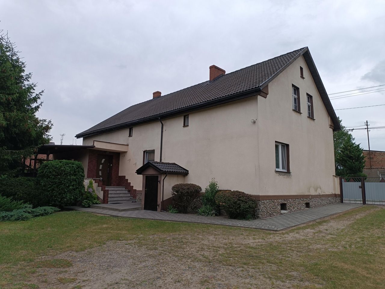 dom wolnostojący, 7 pokoi Strzyżewo