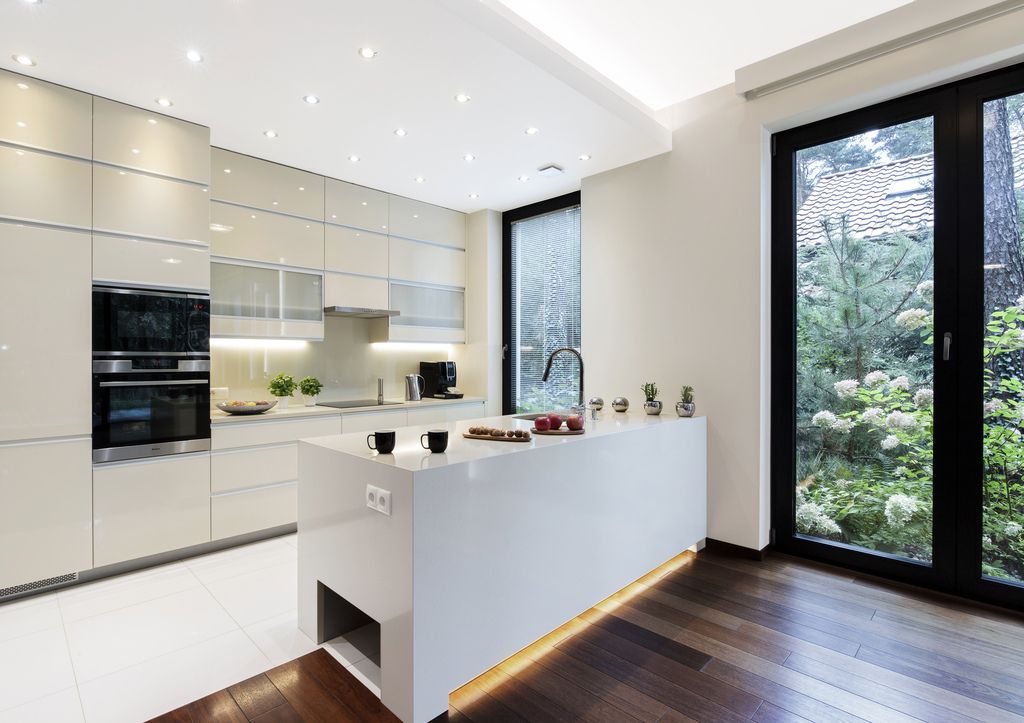 dom wolnostojący, 5 pokoi Magdalenka, ul. Paprociowa. Zdjęcie 9