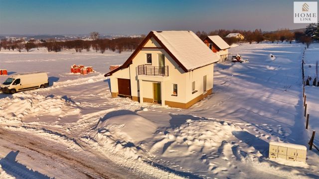 dom wolnostojący, 4 pokoje Giedajty. Zdjęcie 1