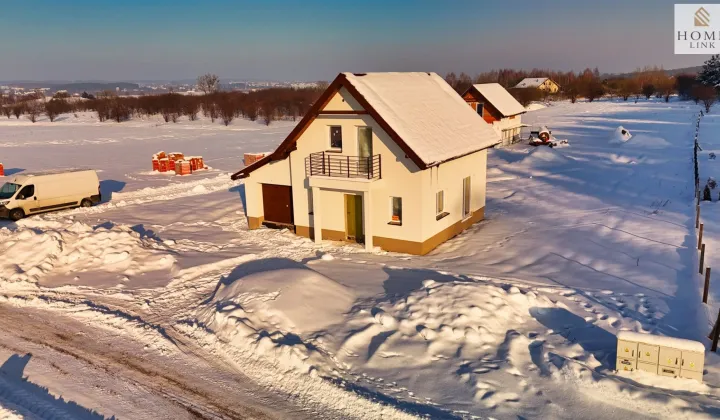 dom wolnostojący, 4 pokoje Giedajty