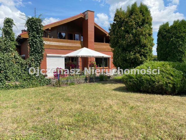 dom wolnostojący, 10 pokoi Żnin. Zdjęcie 1