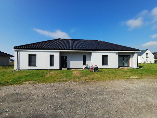 dom wolnostojący, 5 pokoi Opole Czarnowąsy, ul. Studzienna. Zdjęcie 1