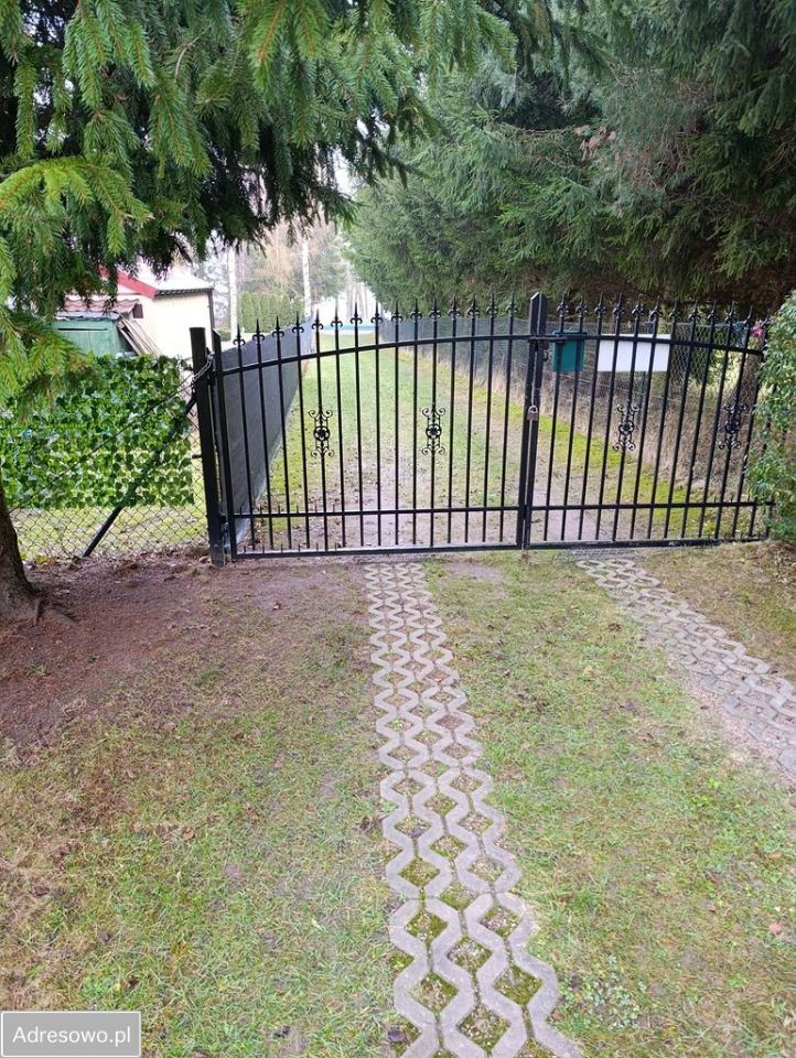 dom wolnostojący, 2 pokoje Winiec. Zdjęcie 9