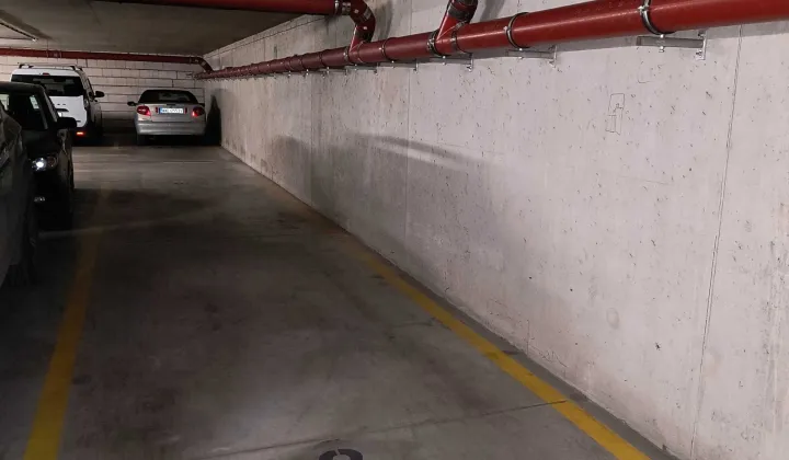 Garaż/miejsce parkingowe Ząbki, ul. Powstańców