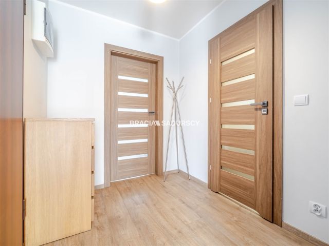 Mieszkanie 3-pokojowe Kraków, ul. Macieja Dębskiego. Zdjęcie 15