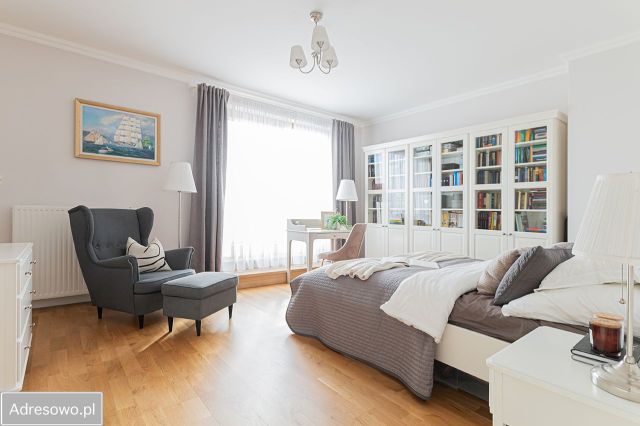 Mieszkanie 4-pokojowe Warszawa Włochy, ul. Obywatelska. Zdjęcie 1