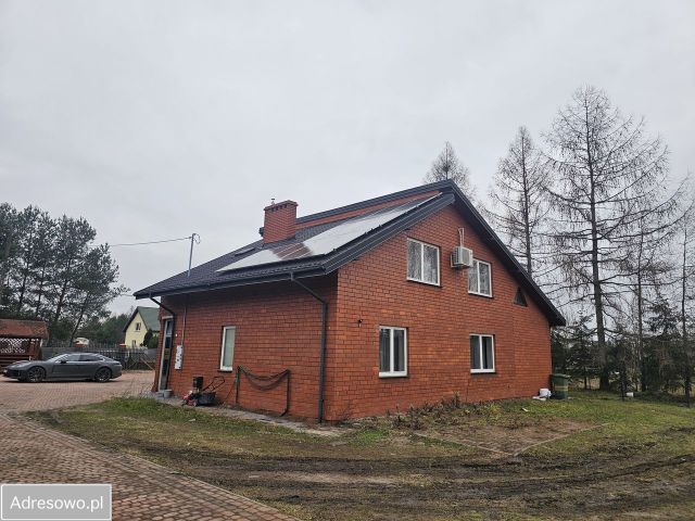 dom wolnostojący, 6 pokoi Zalesie, ul. Grodziska. Zdjęcie 1