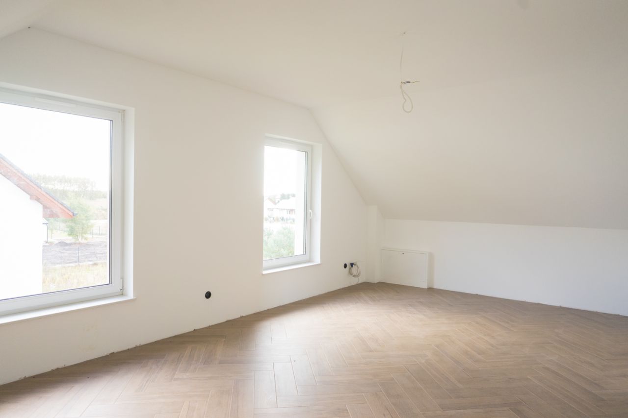 dom wolnostojący, 4 pokoje Charzyno, ul. Zacisze. Zdjęcie 9