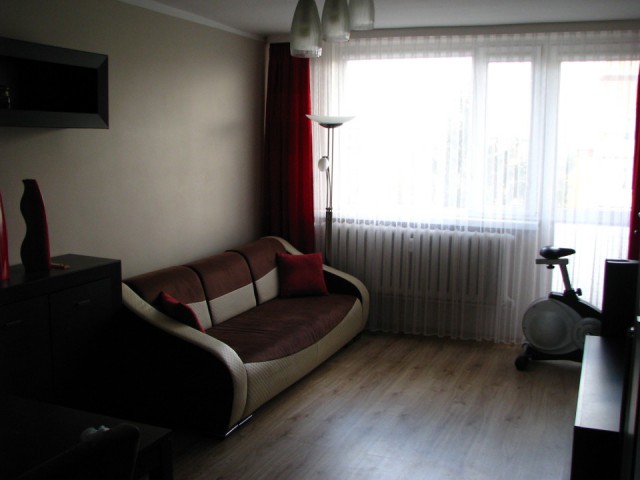 Mieszkanie 2-pokojowe Dąbrowa Górnicza Reden , ul. Włodzimierza Majakowskiego. Zdjęcie 1