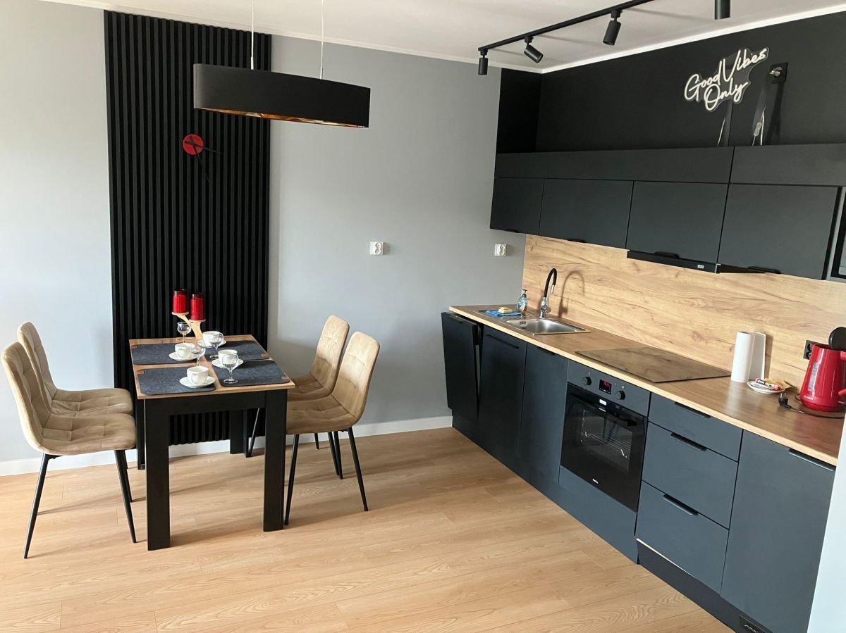 Mieszkanie 2-pokojowe Poznań Grunwald, ul. Świerzawska. Zdjęcie 2