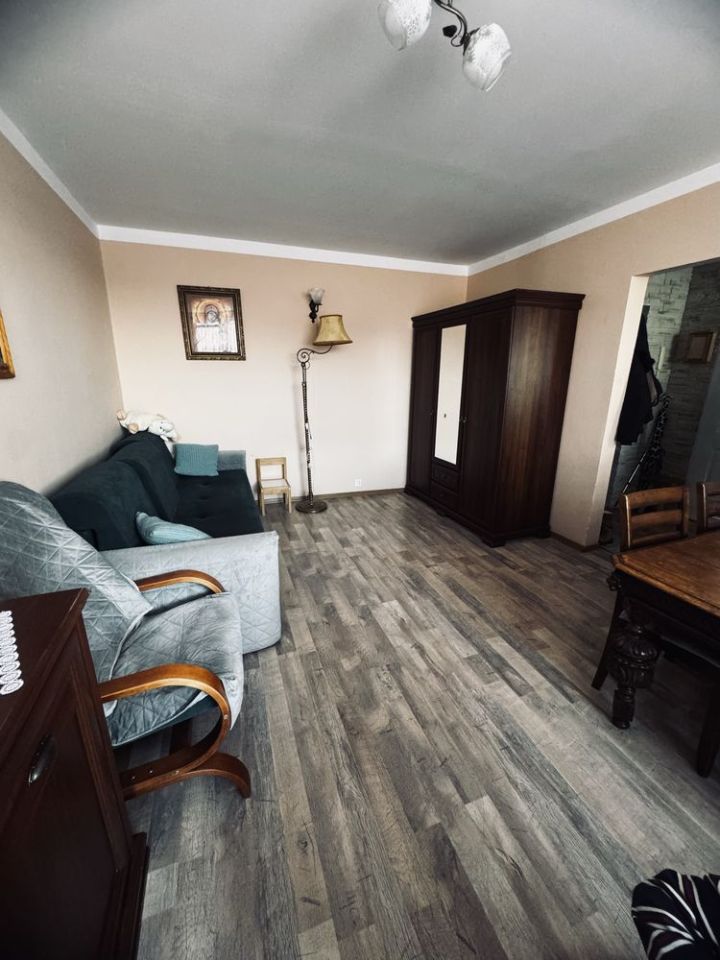 Mieszkanie 1-pokojowe Poręba. Zdjęcie 3