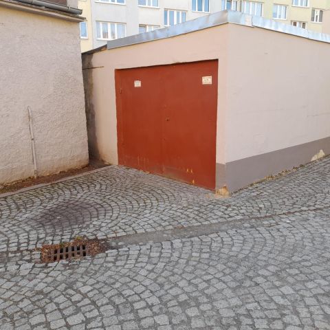 Garaż/miejsce parkingowe Świdnica Centrum, ul. Teatralna. Zdjęcie 1