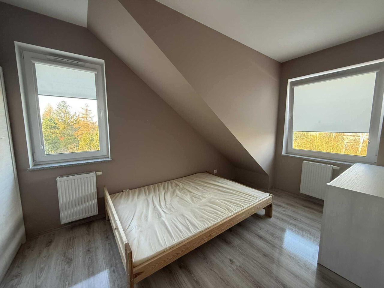 Mieszkanie 3-pokojowe Radwanice. Zdjęcie 2