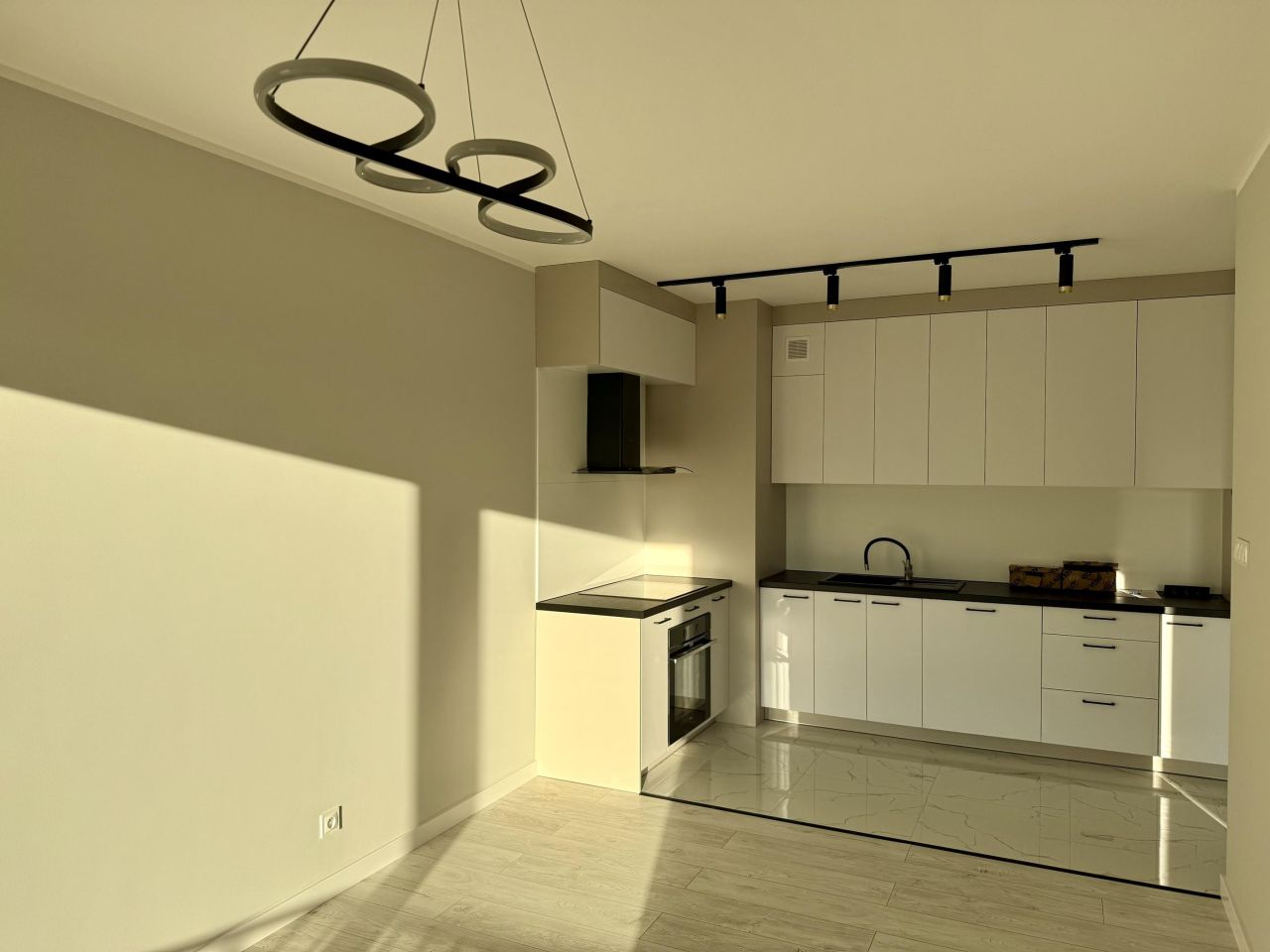 Mieszkanie 2-pokojowe Jelenia Góra Goduszyn, ul. Spółdzielcza. Zdjęcie 3