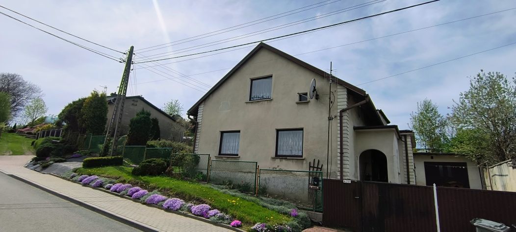 dom wolnostojący, 4 pokoje Wronin. Zdjęcie 2