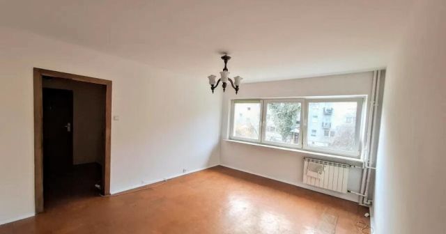 Mieszkanie 3-pokojowe Warszawa Włochy, al. Dwudziestolatków. Zdjęcie 2