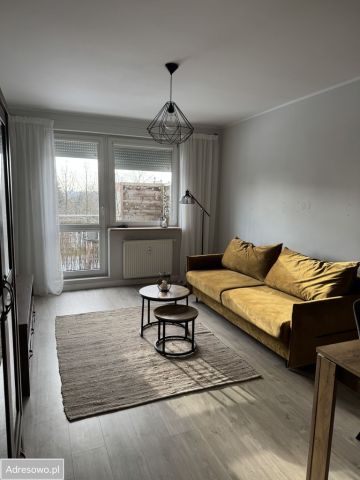 Mieszkanie 2-pokojowe Gniezno Winiary, os. Władysława Łokietka. Zdjęcie 1