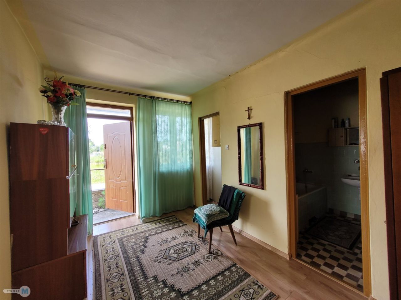 dom wolnostojący, 3 pokoje Przededworze. Zdjęcie 13