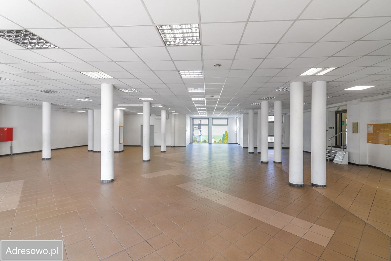 Lokal Piekary Śląskie Centrum, ul. Prymasa Stefana Wyszyńskiego. Zdjęcie 9