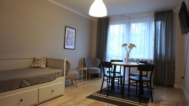 Mieszkanie 3-pokojowe Kraków Śródmieście, ul. Litewska. Zdjęcie 1