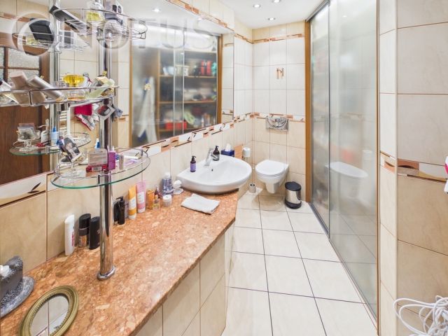 dom wolnostojący, 5 pokoi Gniezno. Zdjęcie 9