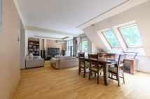 Mieszkanie 4-pokojowe Warszawa Wesoła, ul. Dworkowa