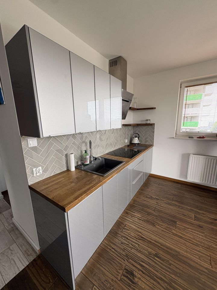 Mieszkanie 3-pokojowe Kraków Bieżanów, ul. Adama Bochenka. Zdjęcie 2