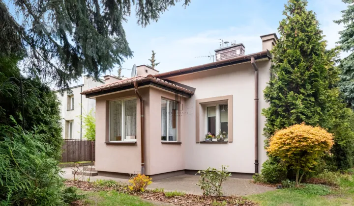dom wolnostojący, 3 pokoje Warszawa Targówek, ul. Krośniewicka