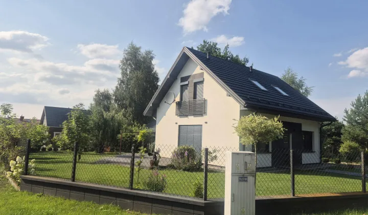 dom wolnostojący, 4 pokoje Sokołówek, ul. Urocza