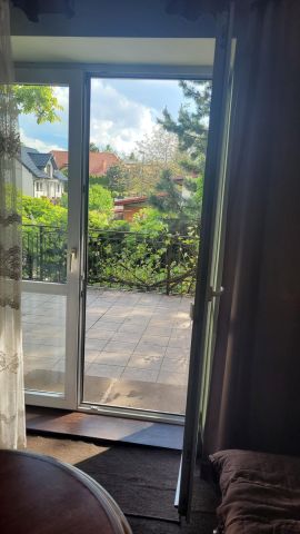 dom wolnostojący, 10 pokoi Wieliczka Lekarka, ul. Osiedlowa. Zdjęcie 3