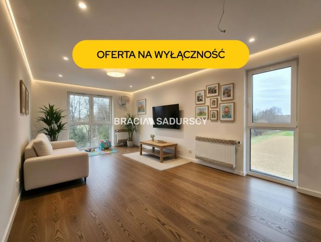 Mieszkanie 4-pokojowe Kraków Podgórze, ul. Feliksa Wrobela. Zdjęcie 1