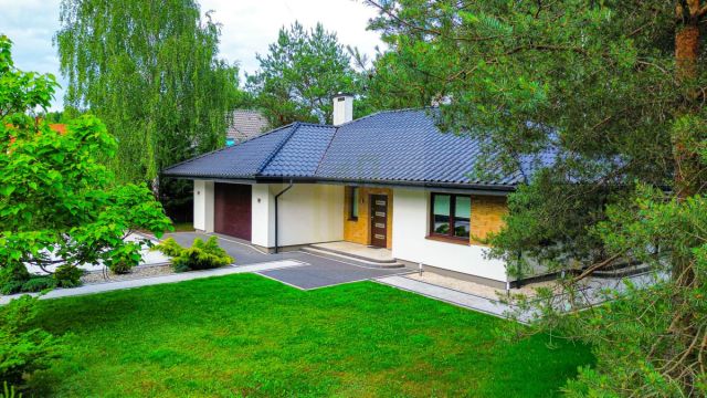 dom wolnostojący, 6 pokoi Radonie. Zdjęcie 38