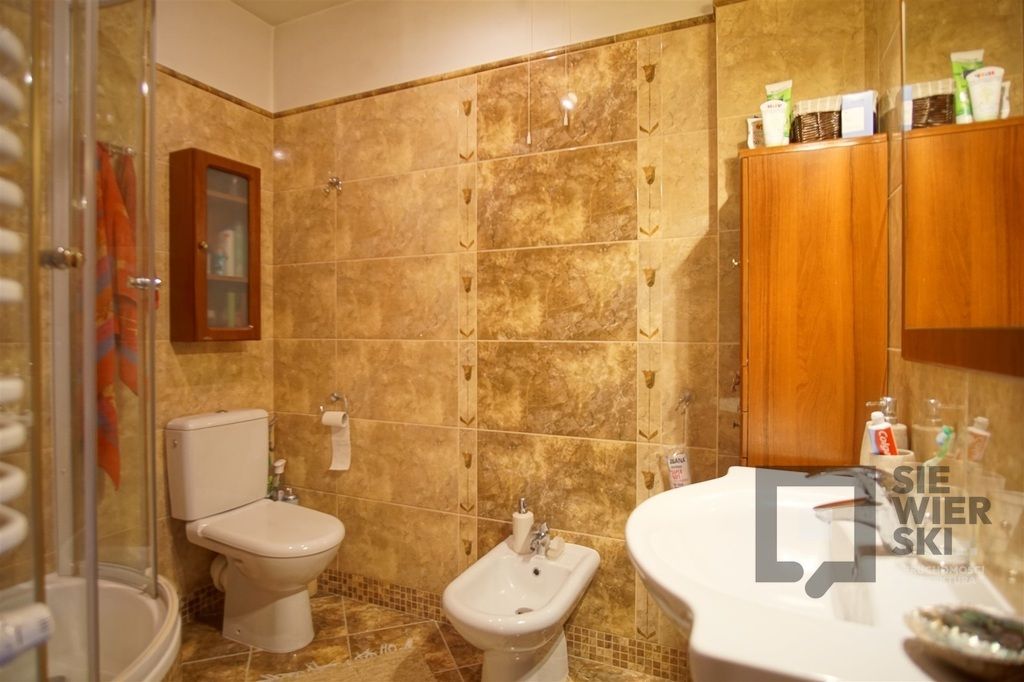 dom szeregowy, 6 pokoi Zakopane, ul. Krupówki. Zdjęcie 13