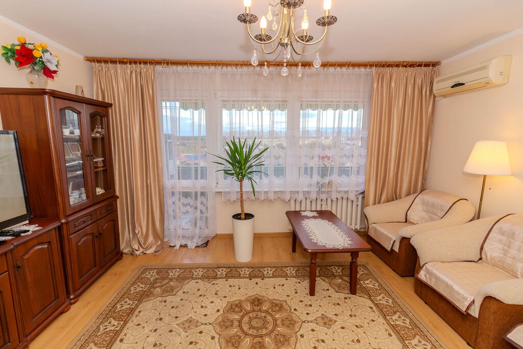 Mieszkanie 3-pokojowe Ostrowiec Świętokrzyski, os. Pułanki. Zdjęcie 3